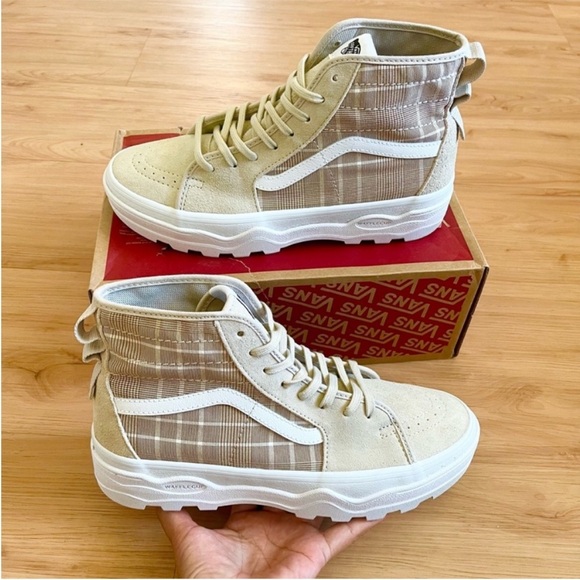 Vans Women Sherpa Suede Sentry SK8-Hi Plain French Oak Size 9.5 US - Picture 3 of 11